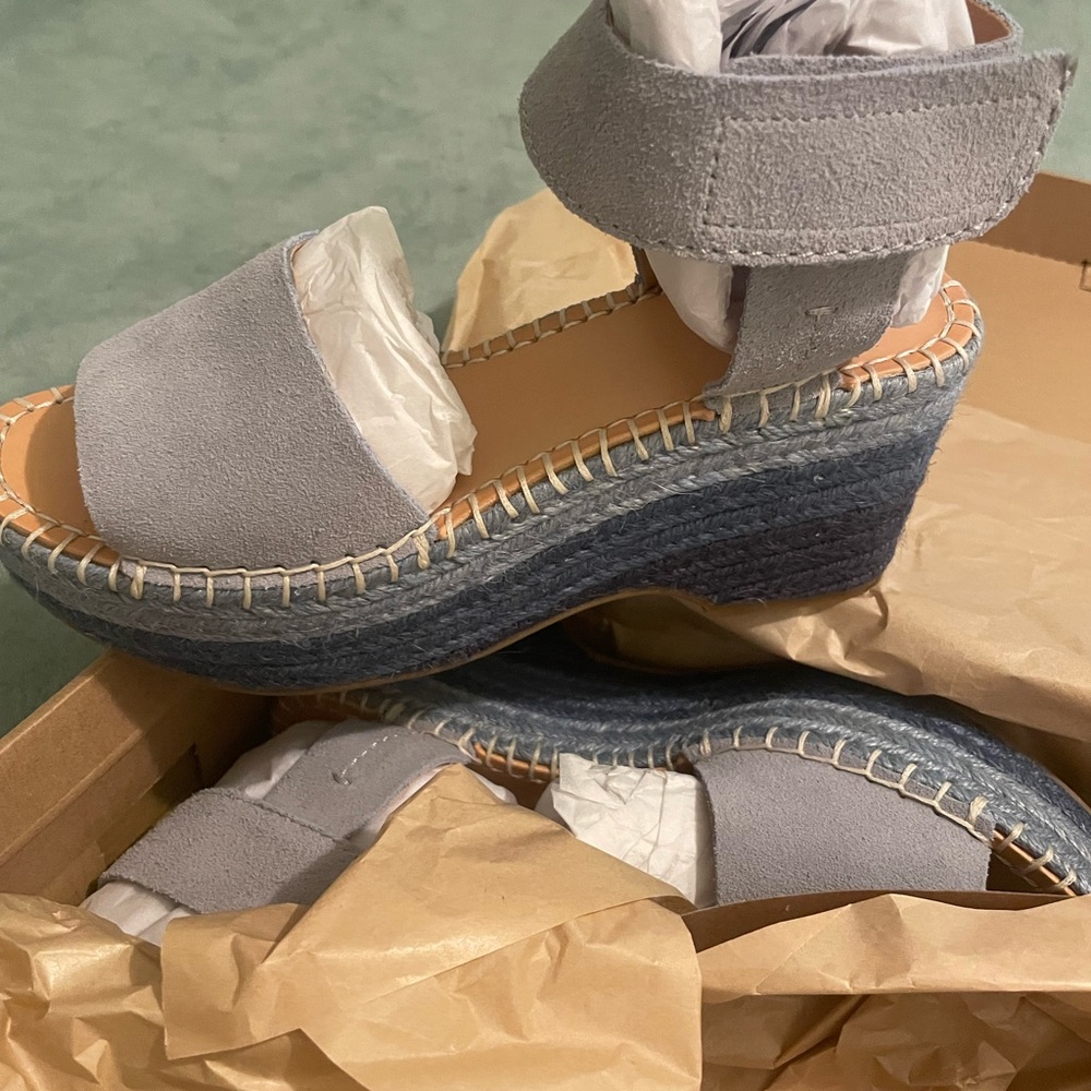 Frye and Co. Blue Ombré Amber Wedge Sandals Size 7